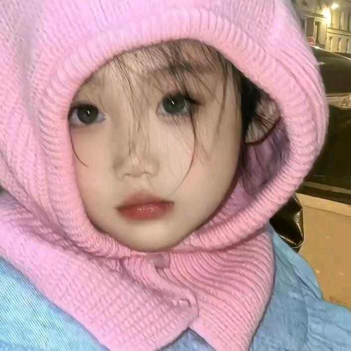 俉