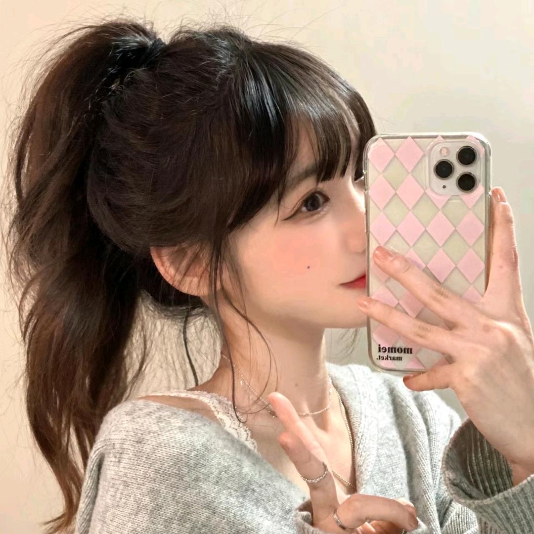 阿纤（助力新人粉丝一千万）