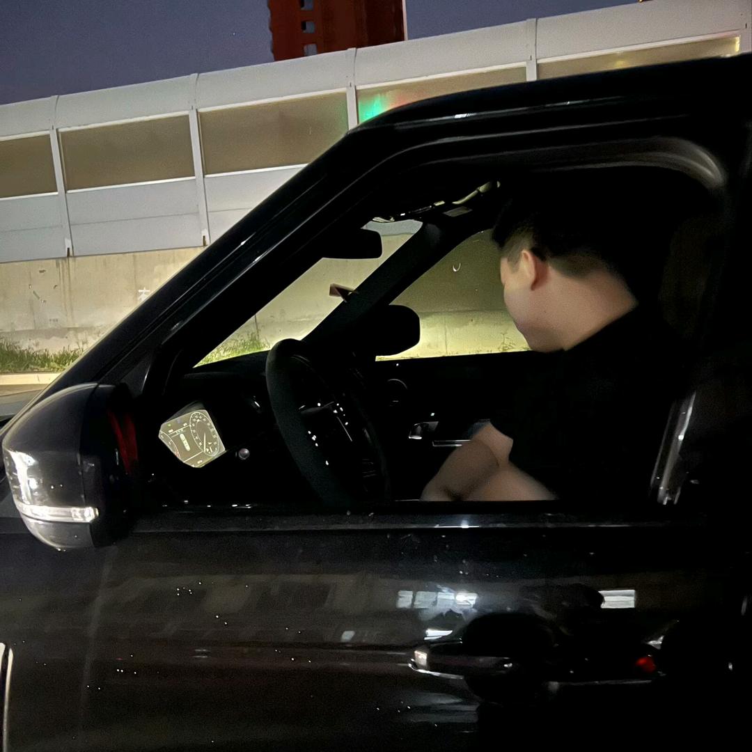 李迎龙,!