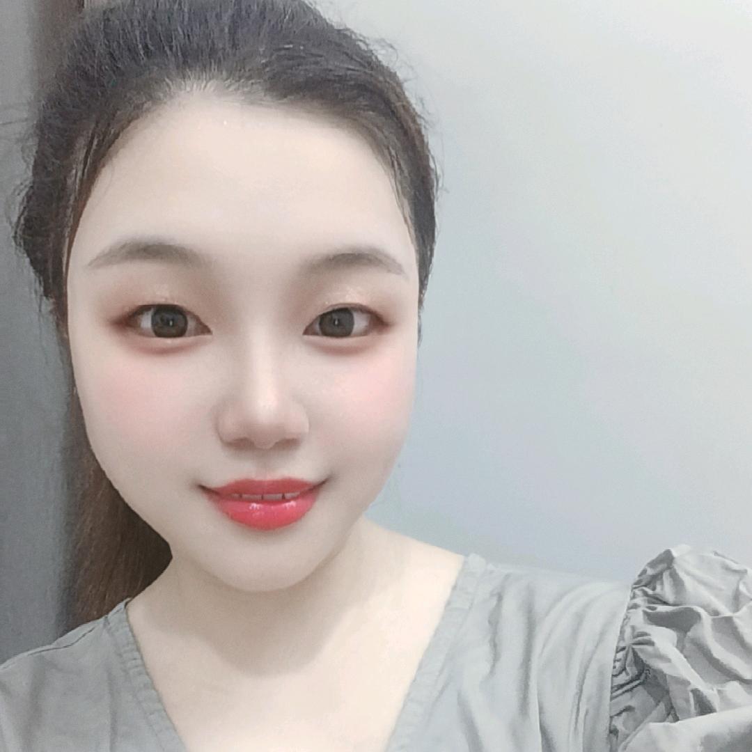 欣月