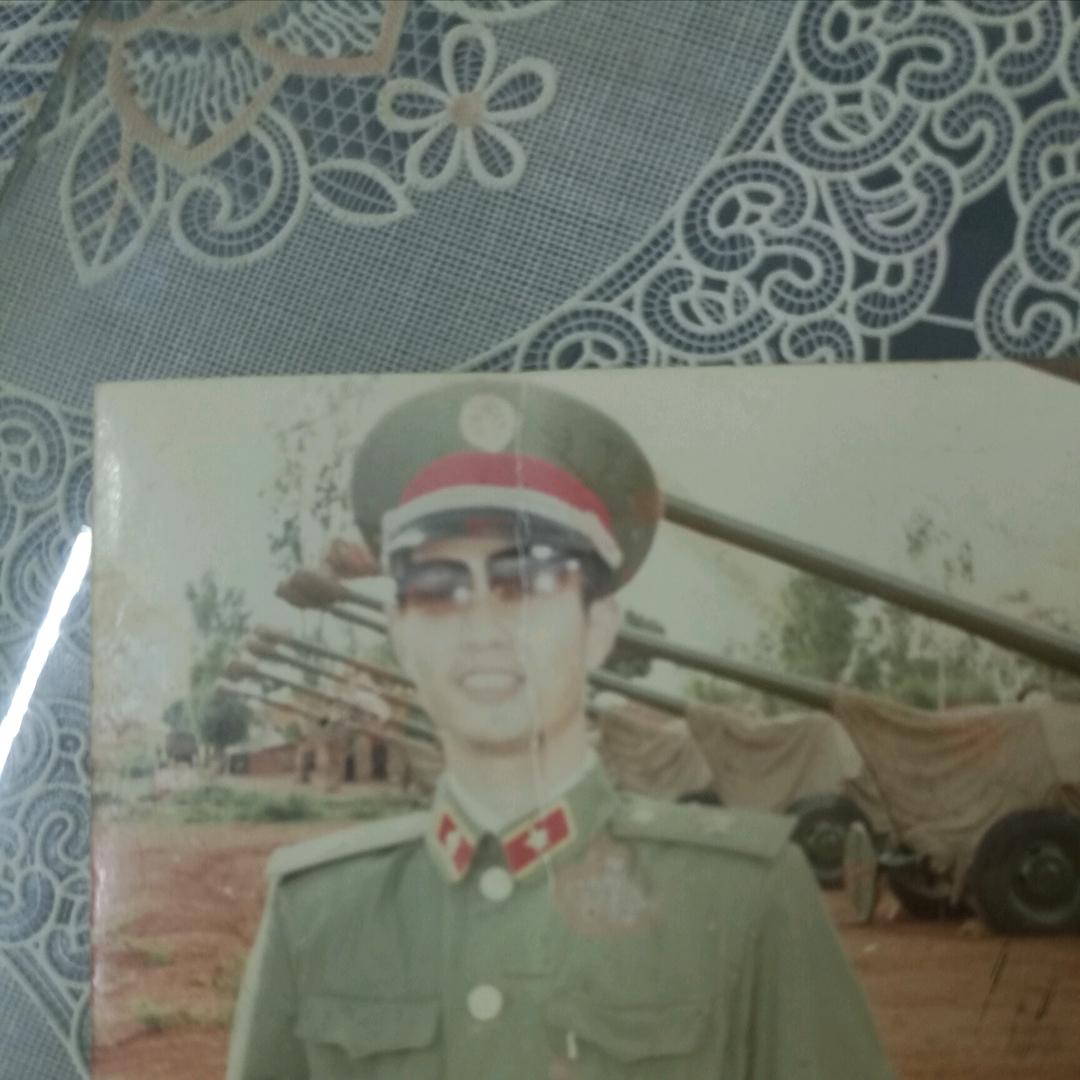 战友心中的琴声