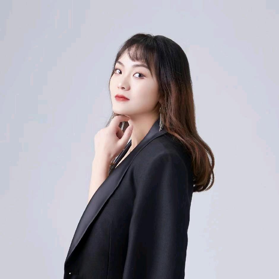 高级私人订制美发师