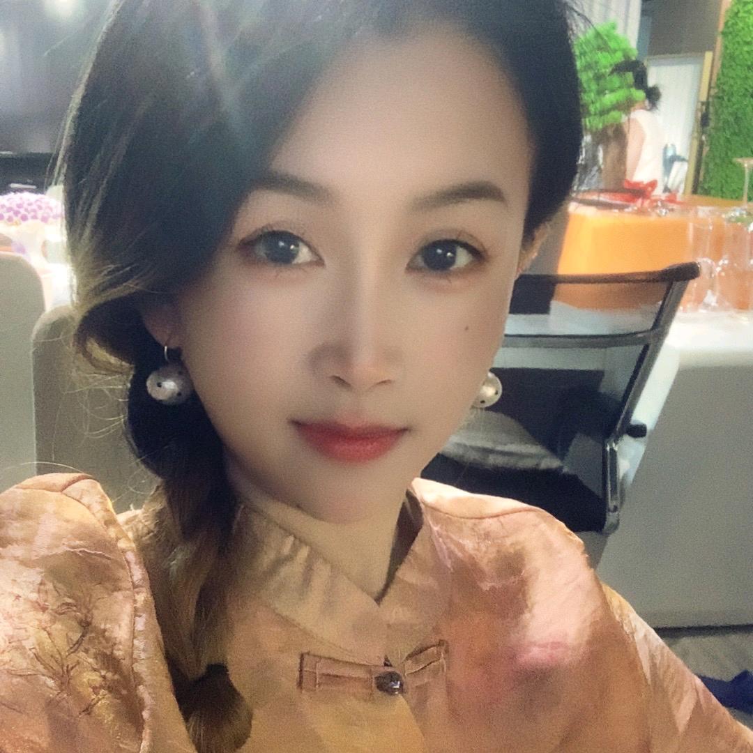 🌝᭄薇薇🕊️💋