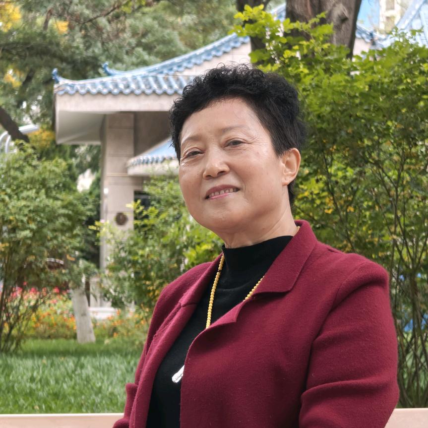 粉条姐    (早上7点10开播 )