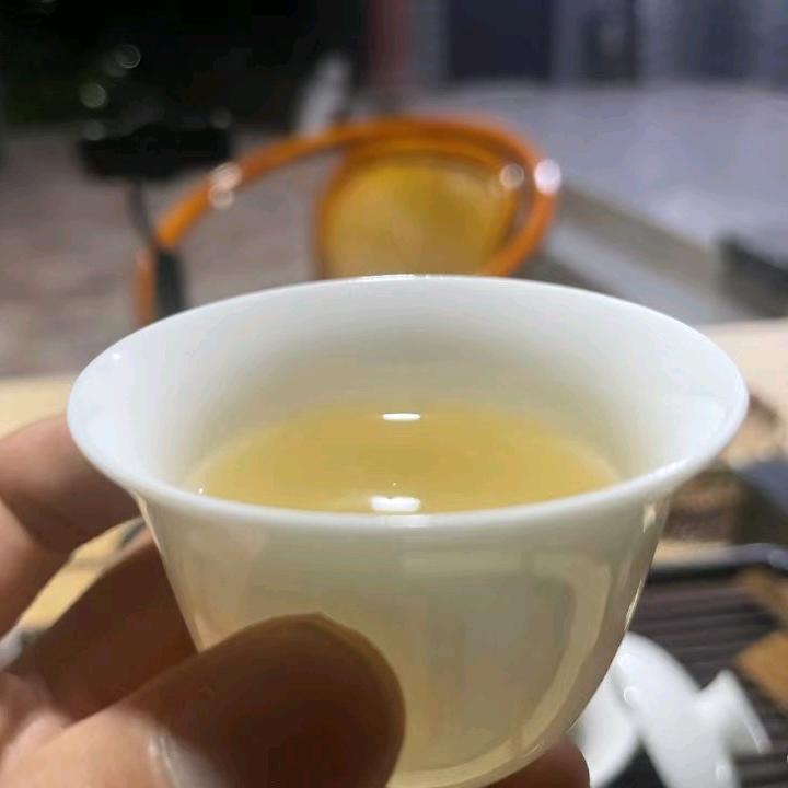 小华手里有好茶