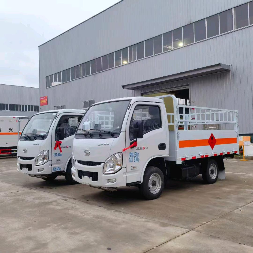 冷少丶气瓶运输车