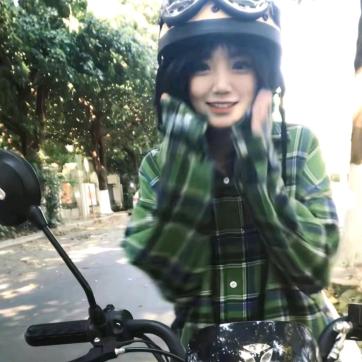 里与