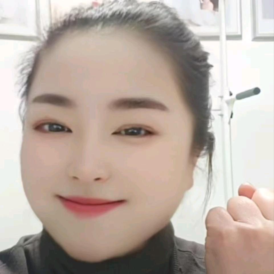 酷爱运动的健身达人