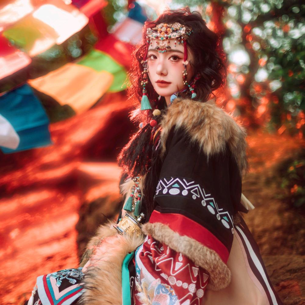 凤凰古城红豆摄影写真馆