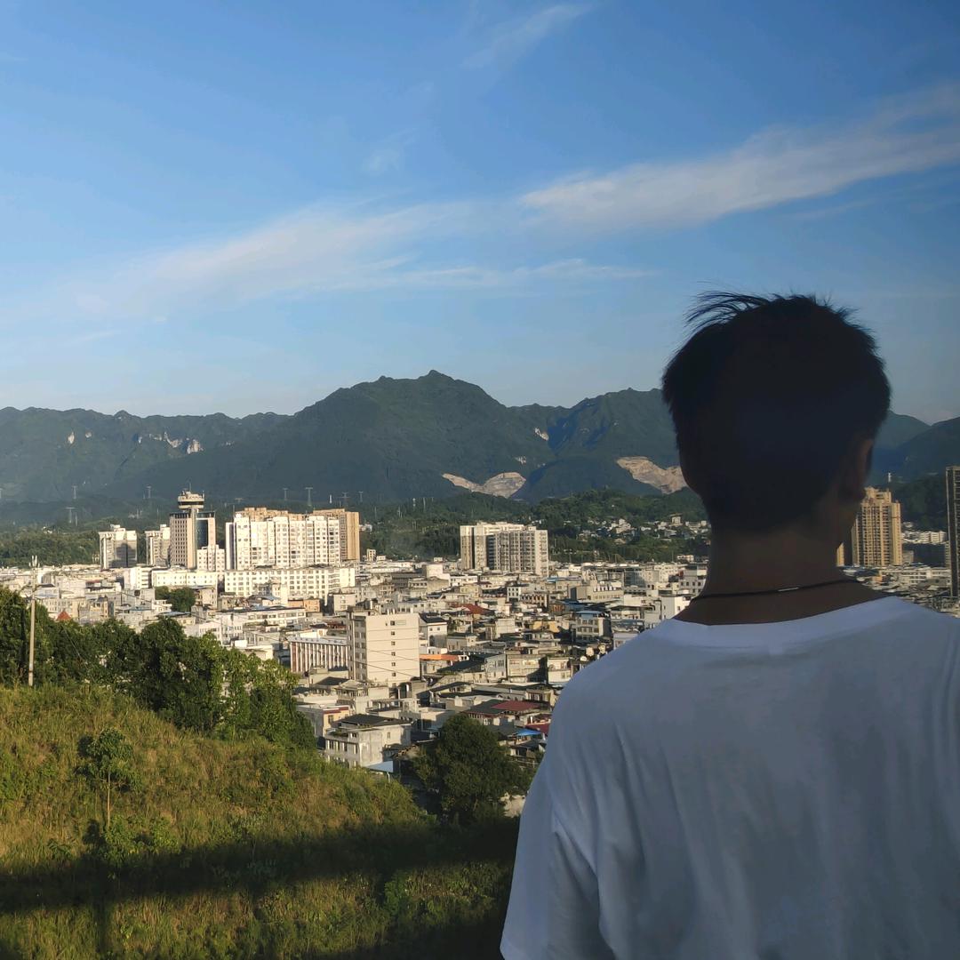 鹌鹑蛋黄酥