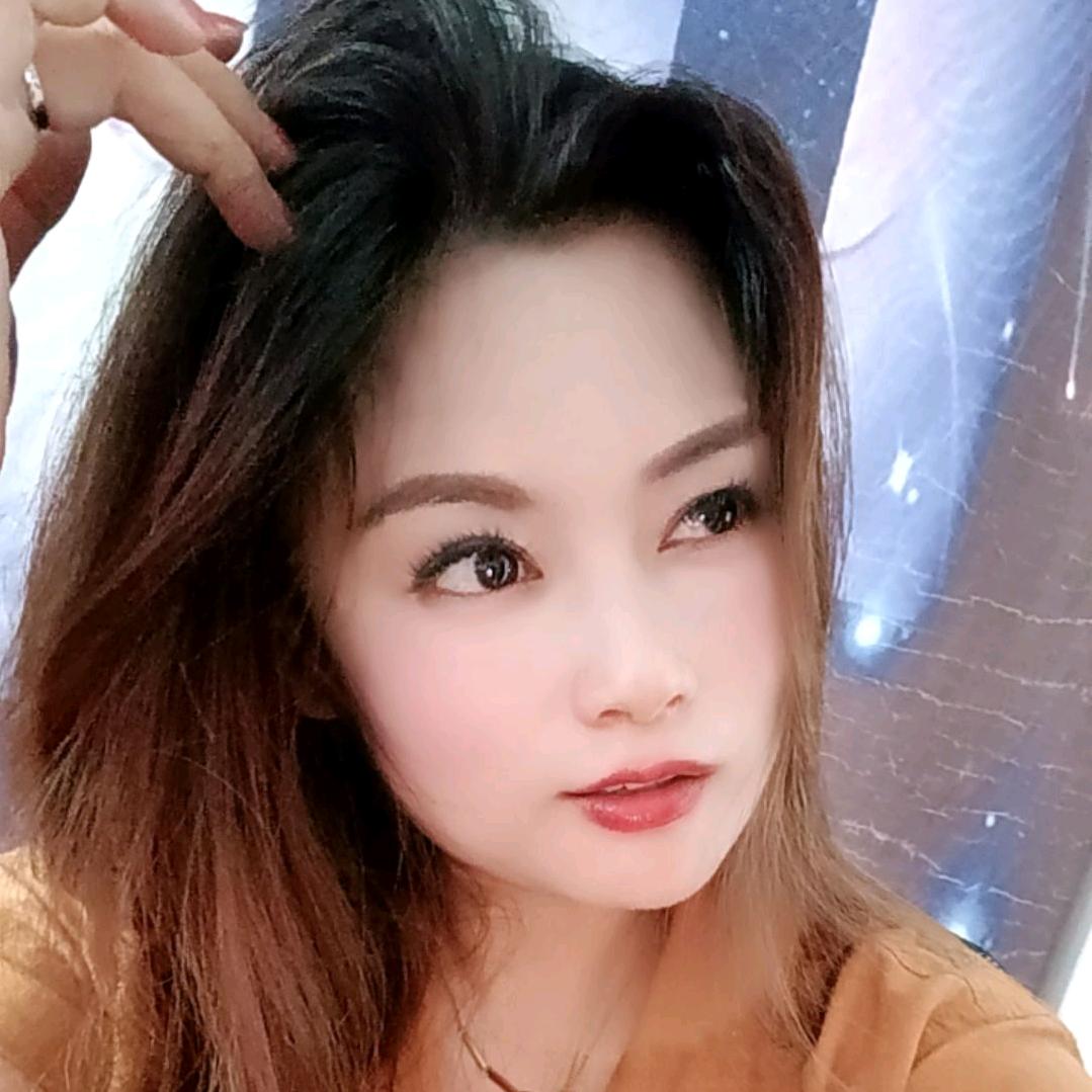 莫然