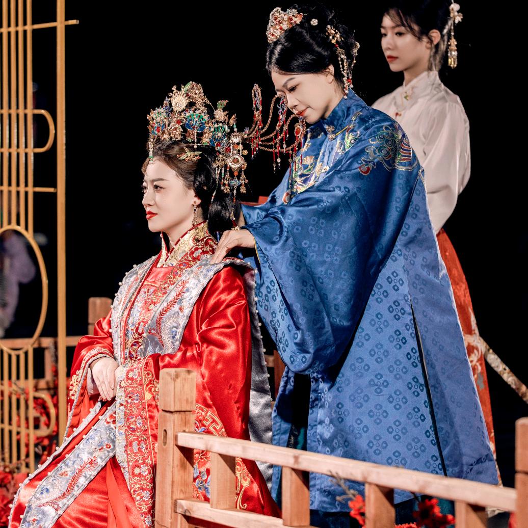 陕西中式婚礼执礼喜娘绒绒