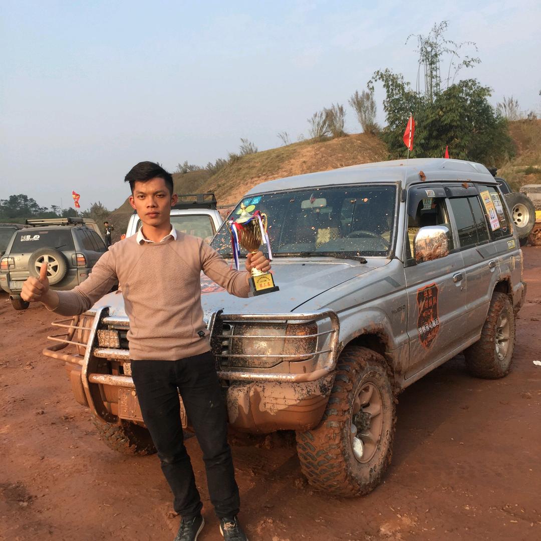 阿水哥五红犬繁殖基地