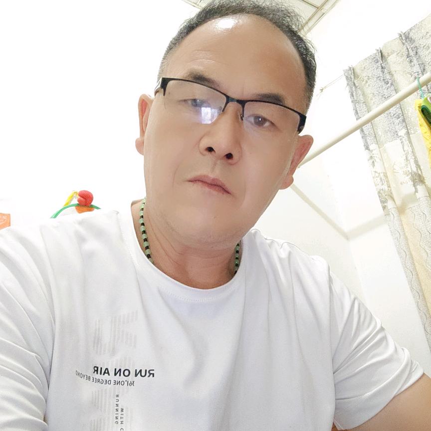 曾经被爱伤过的人，回忆全是伤，