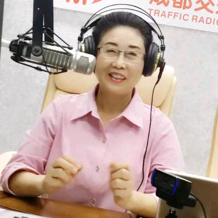 李萍家庭教育