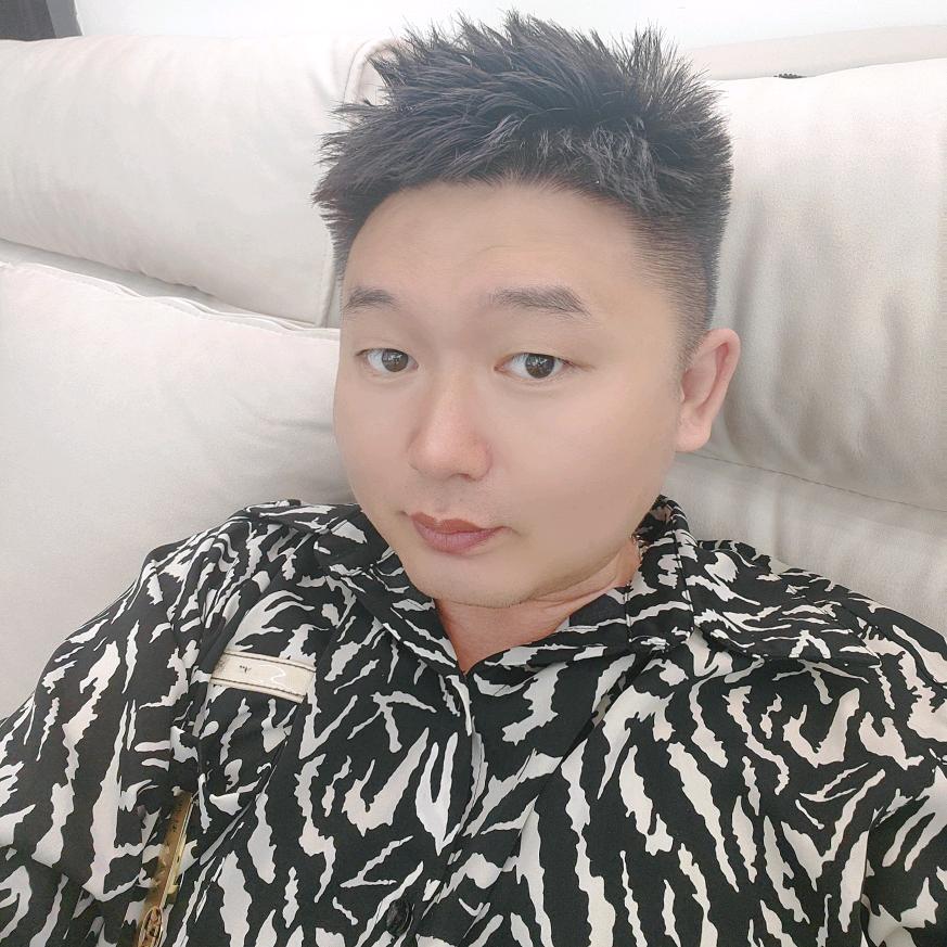 你好我叫安子轩