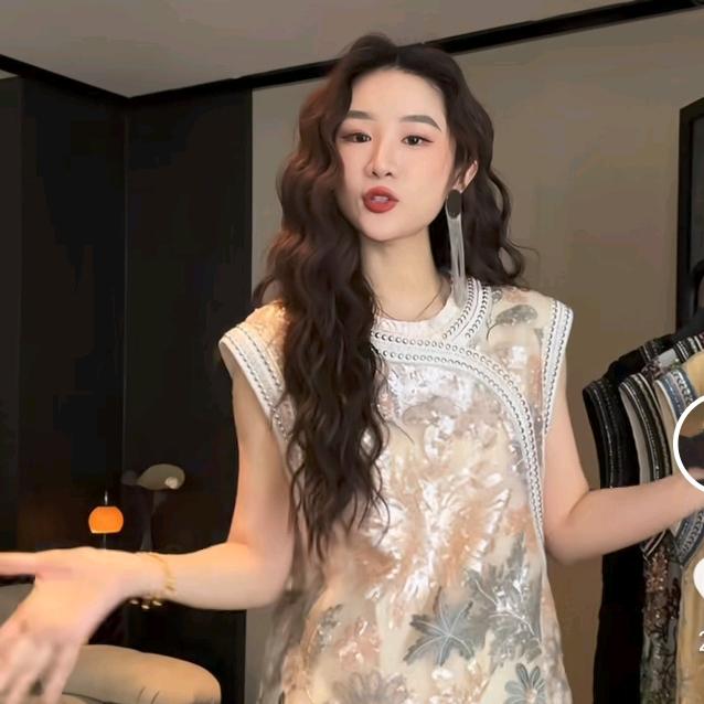 三吉黑花（穿搭分享）