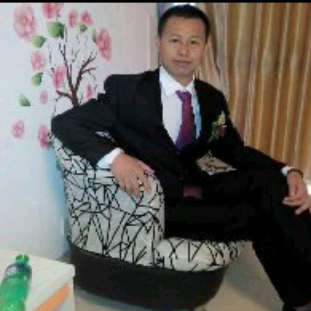 豹有爱心
