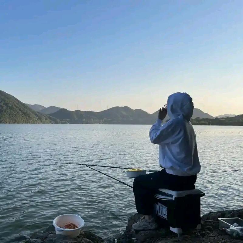 🎣雷霆钓客🎣