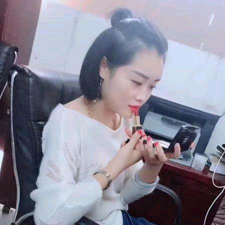 《杨杨得亿》～精典标识