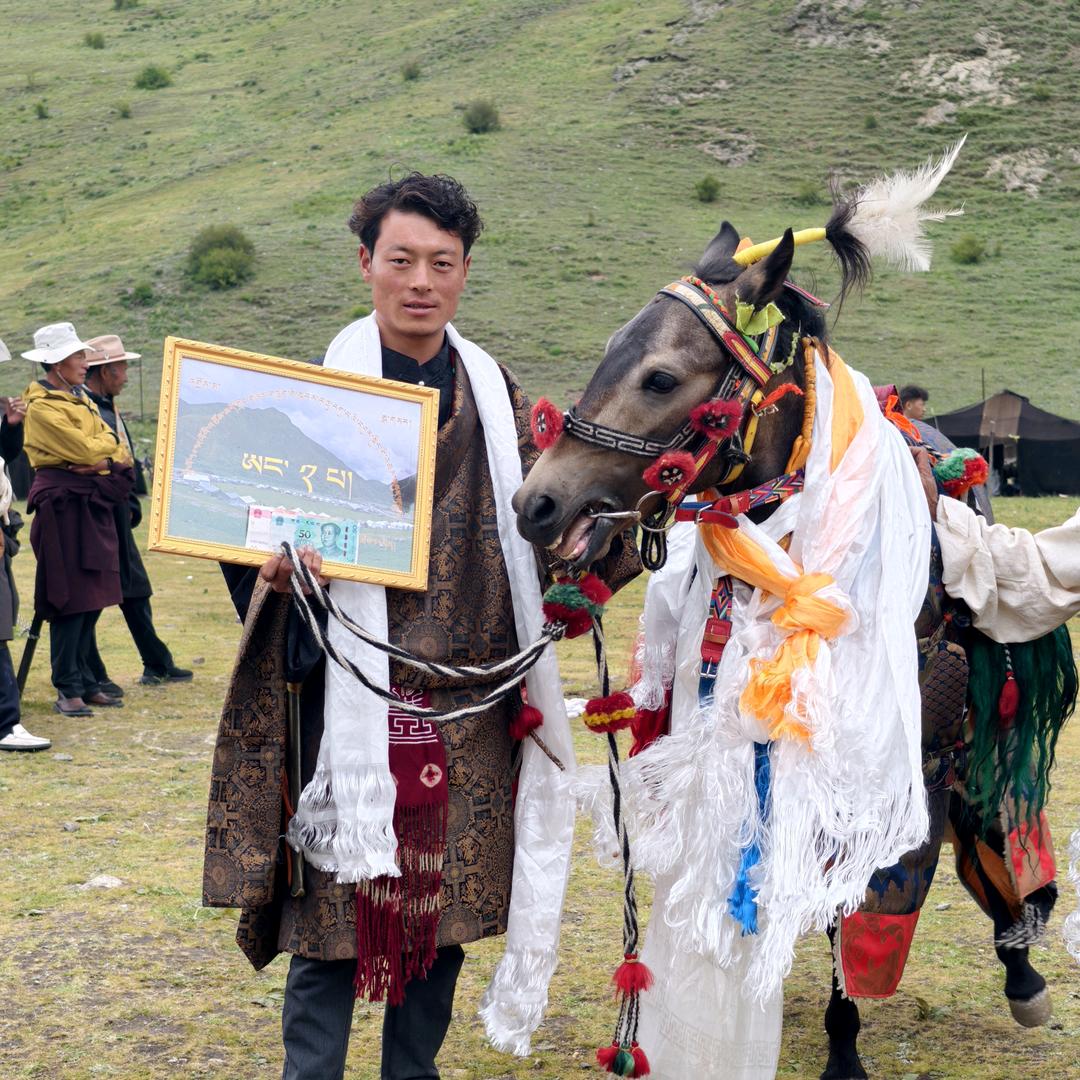 ࿐ རྭ་𓃗་ཚེ་རྣམ། 𓁋