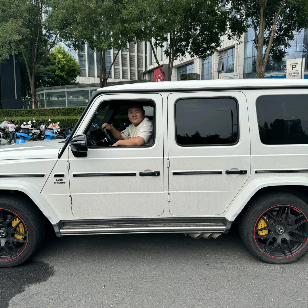 董少