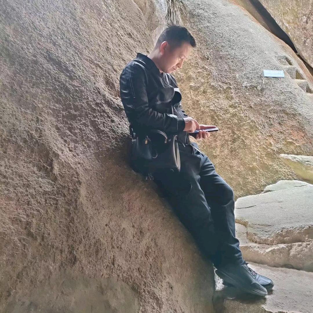 《劉》小车教练八路哥