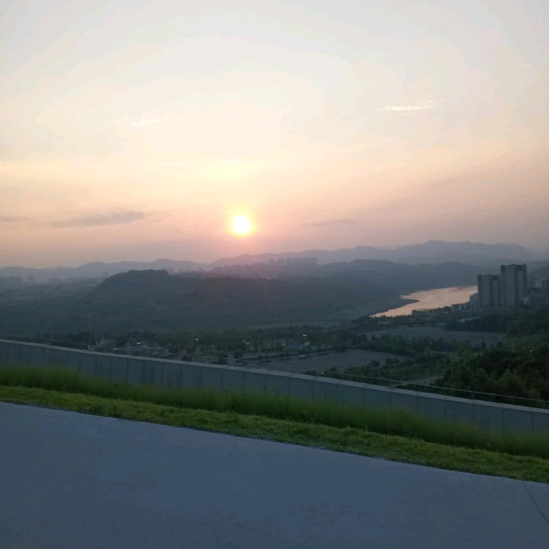 如人饮水，冷暖自知