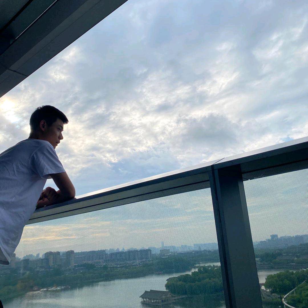 小杨吃不胖