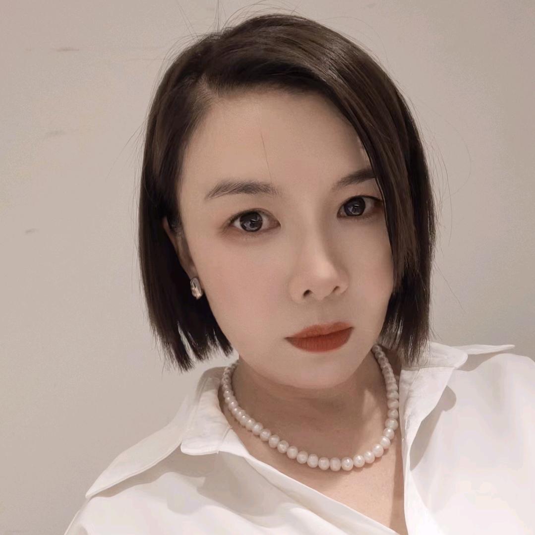 艾~文