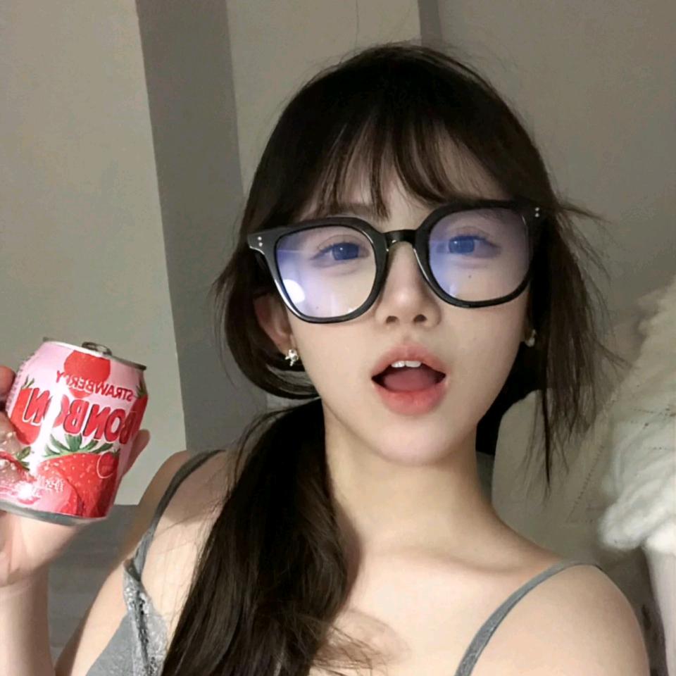 雯雯子-发财版🤑