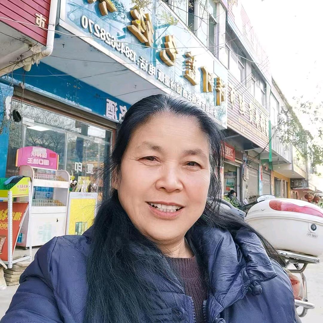 爱姐（这个号下午1点20开播）