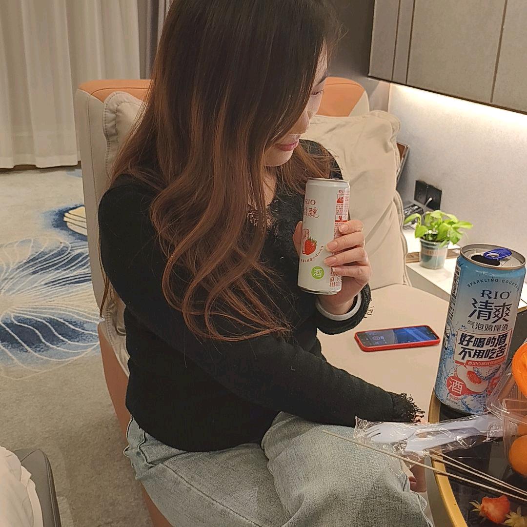 ♥(｡￫v￩｡)♥越过山丘