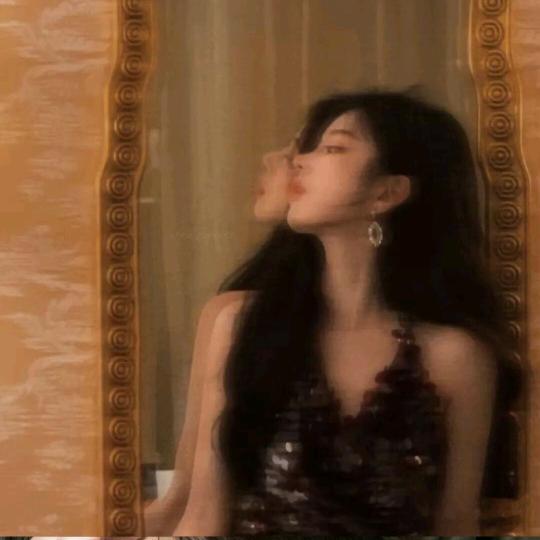 𝓡 、