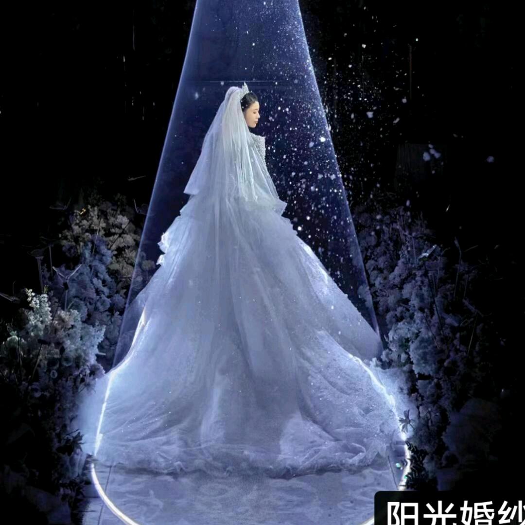 阳光婚纱婚礼会馆&徐新