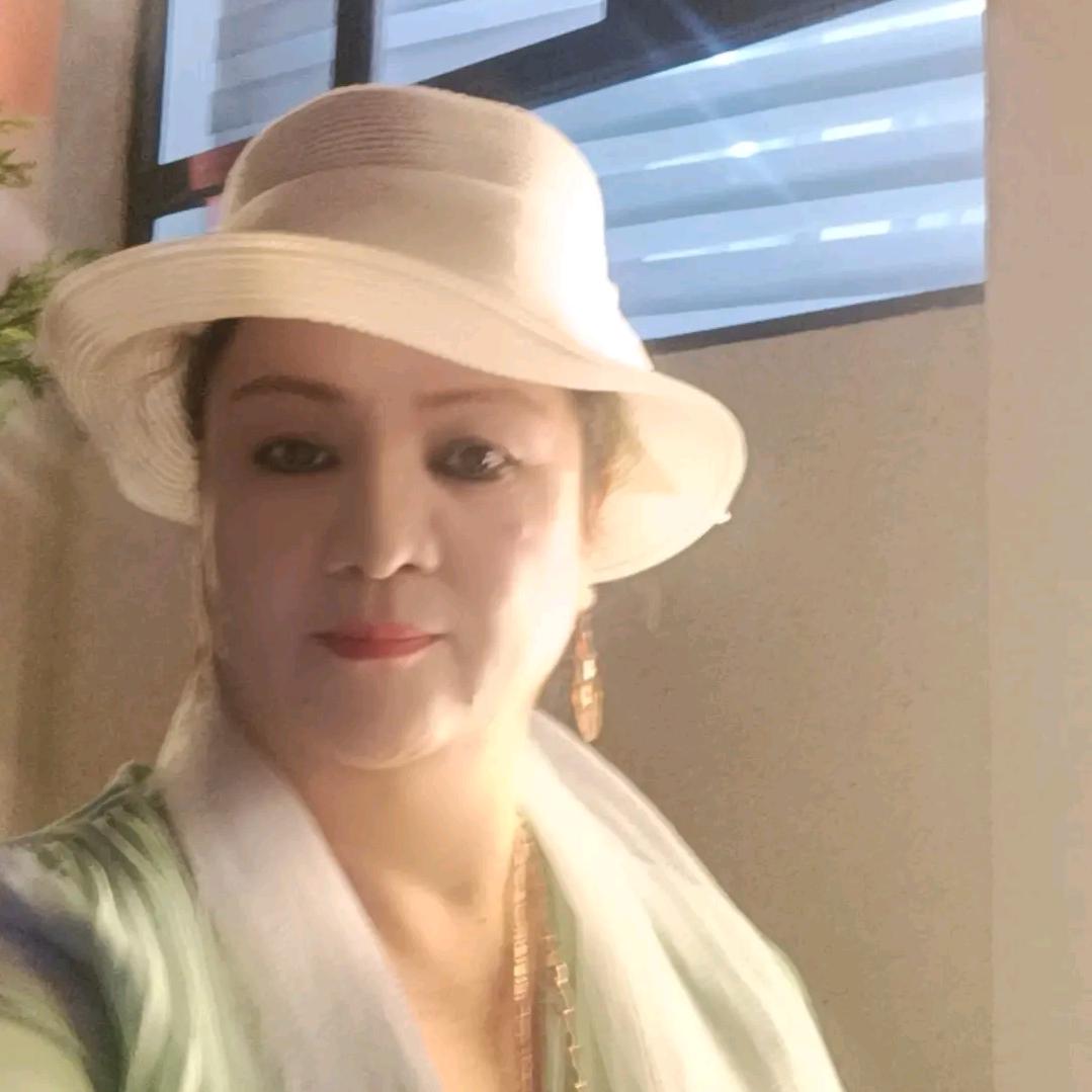 努尔古丽女装店