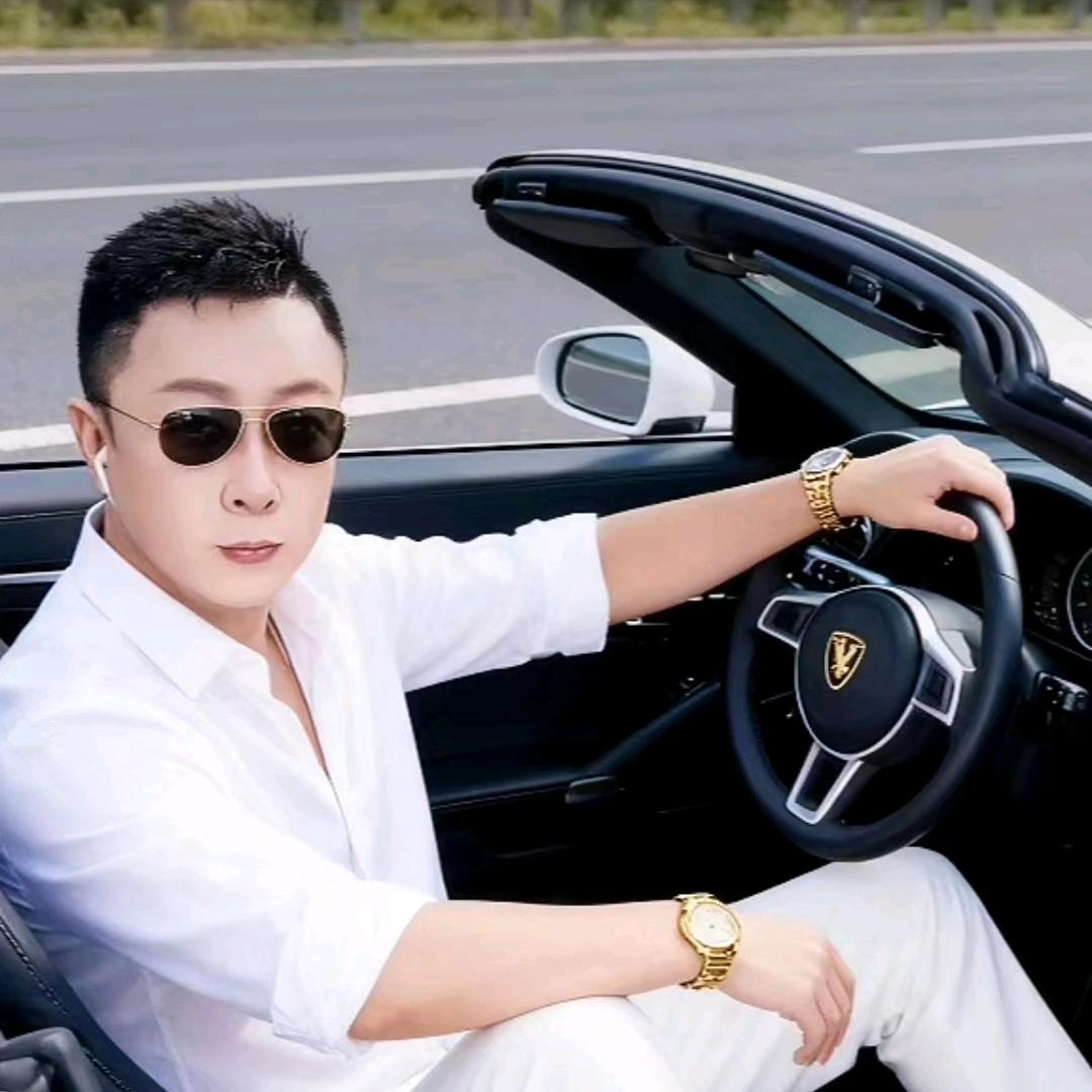 闻歌（伤感情歌）