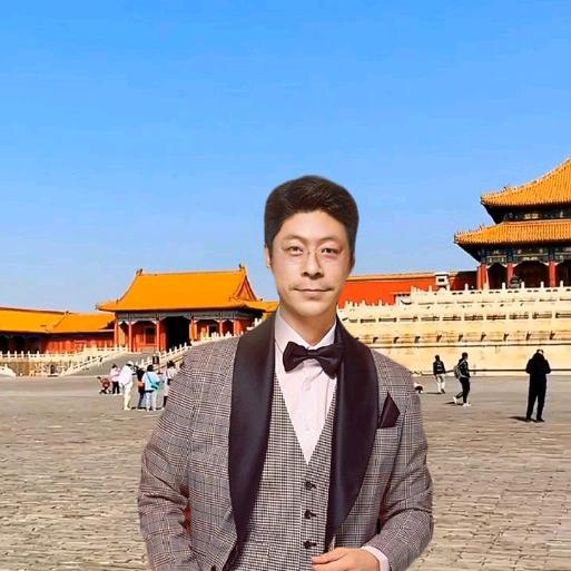 男人闯下