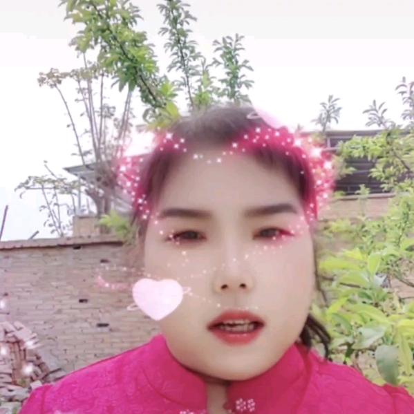 完美姐早上六点十分开播