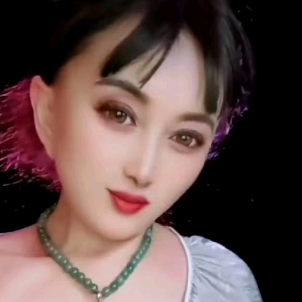 月儿舞动