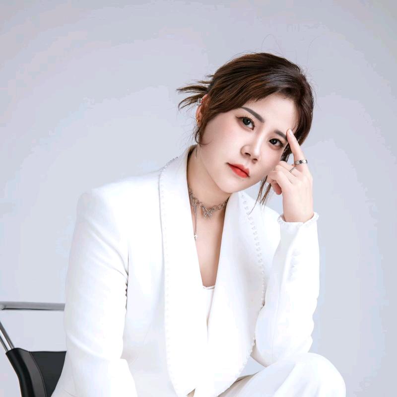 小易老师（审美）