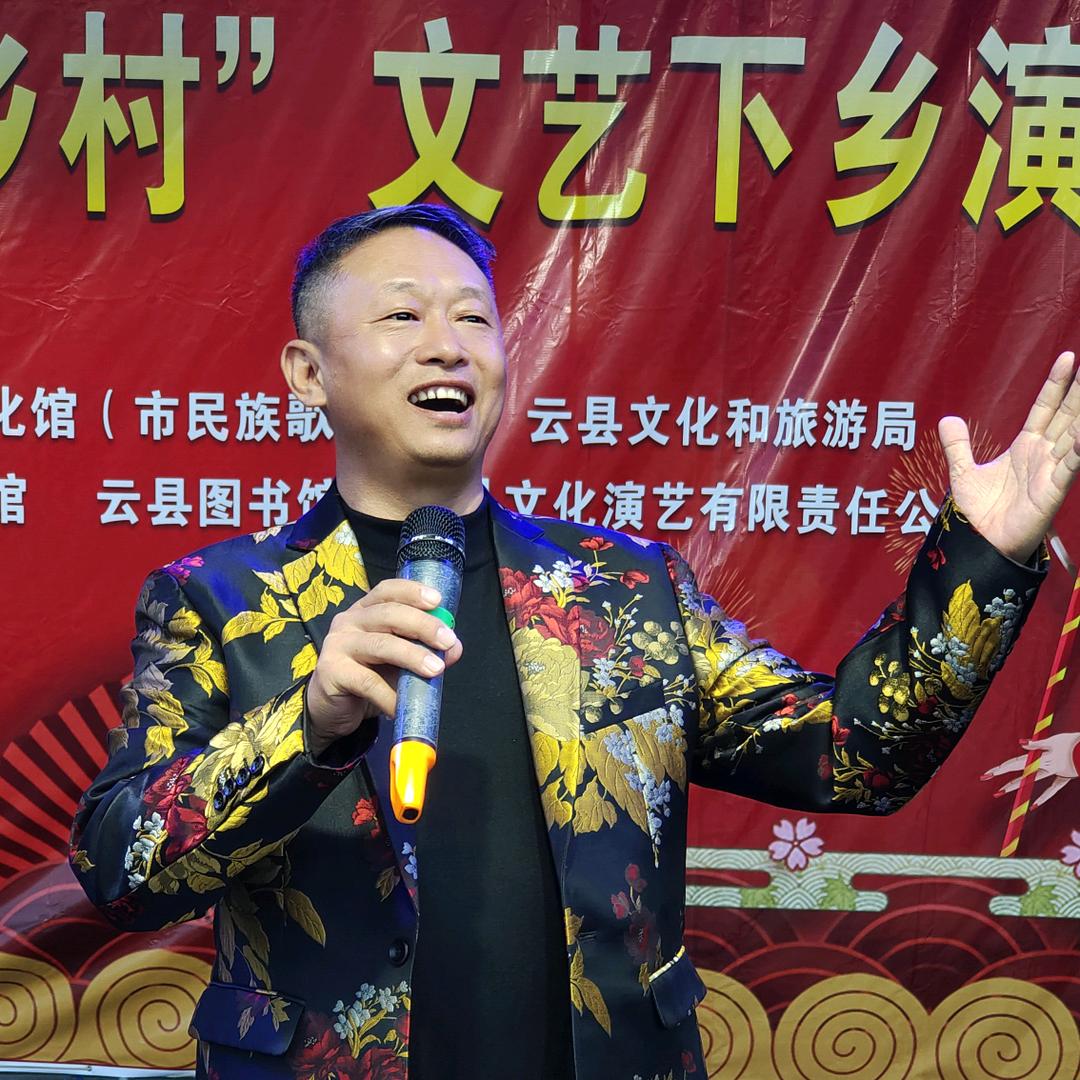 杨春明
