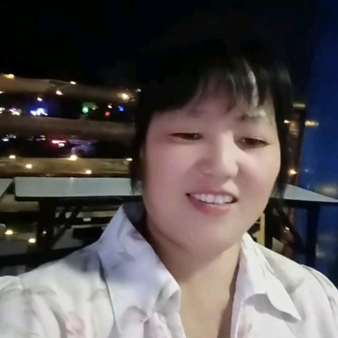 手工布条直播现场，手工鞋