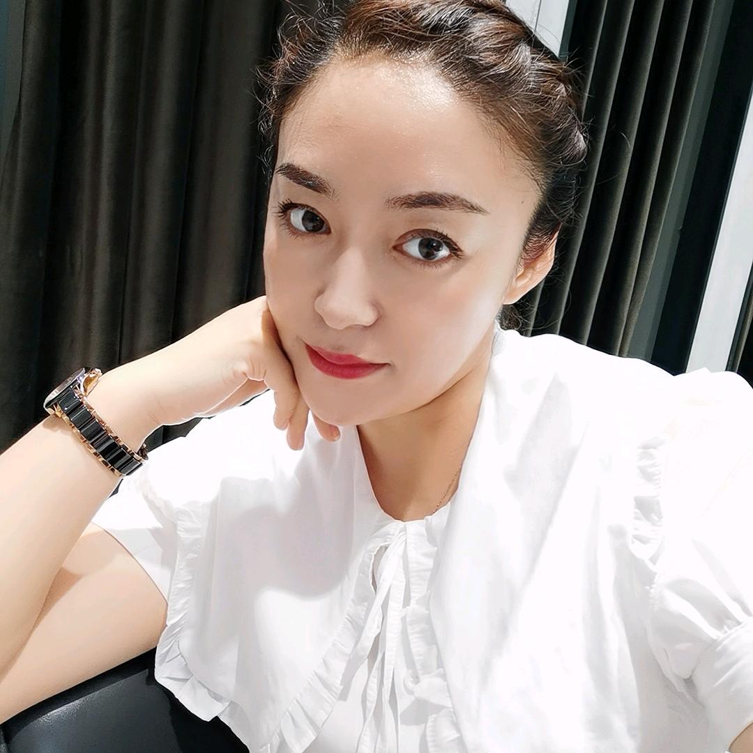 晶晶吖