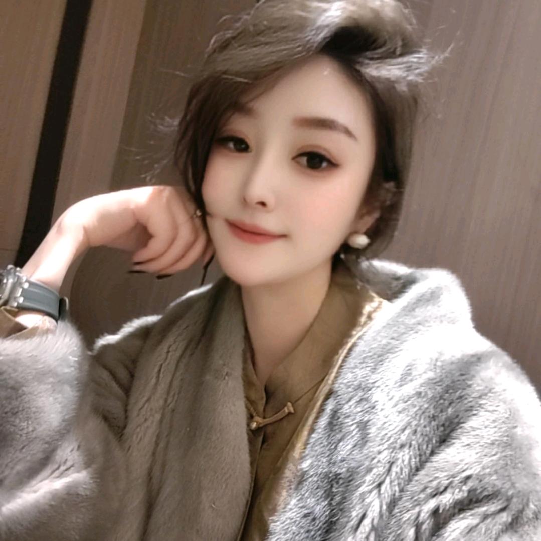 名媛汇精品服饰主理人