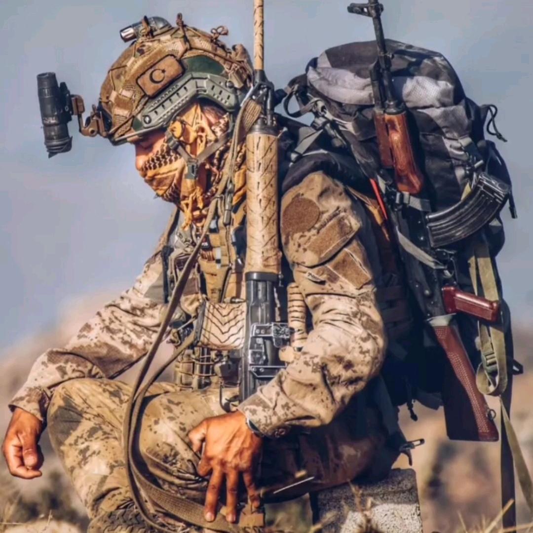 💋꯭꯭꯭ꦿღ᭄(ღ♡‿♡ღ)梁总