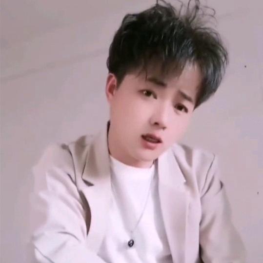 小助手