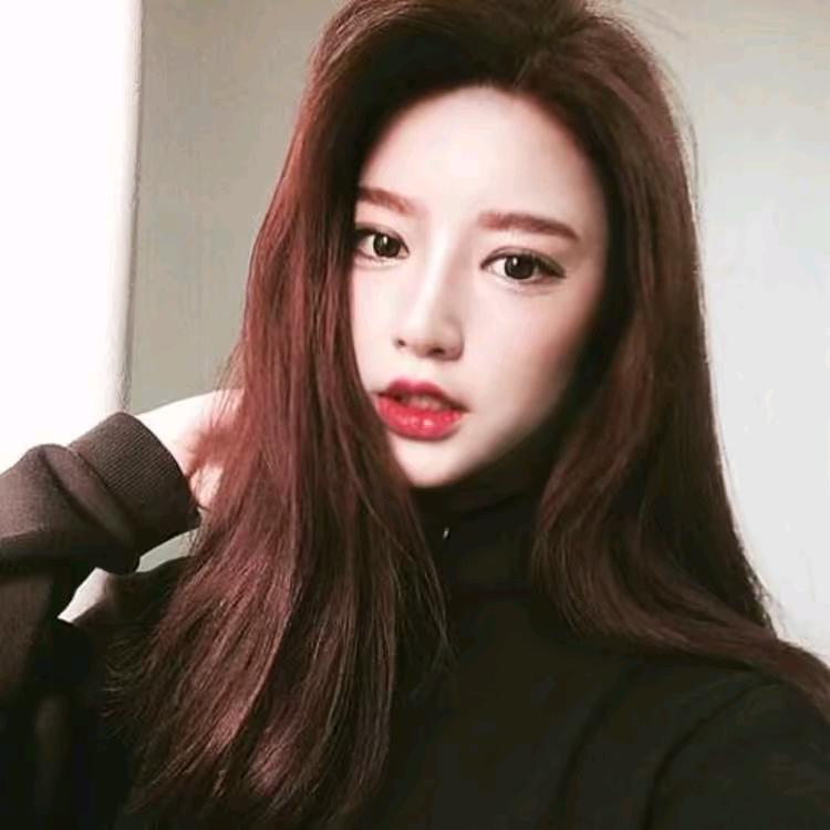 妞妞单身一人
