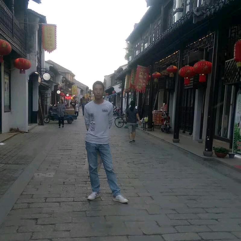 骑马喝酒走天涯