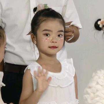 月月